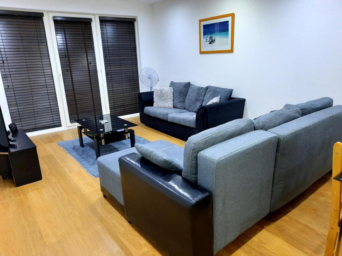Max'Em Lexington Luxury Apartment Слау Экстерьер фото